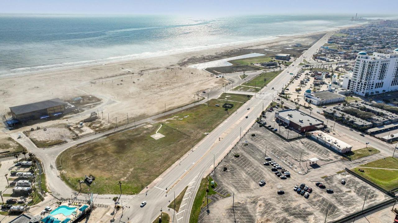 Roaring Tigers Studio Apartment Galveston Eksteriør billede